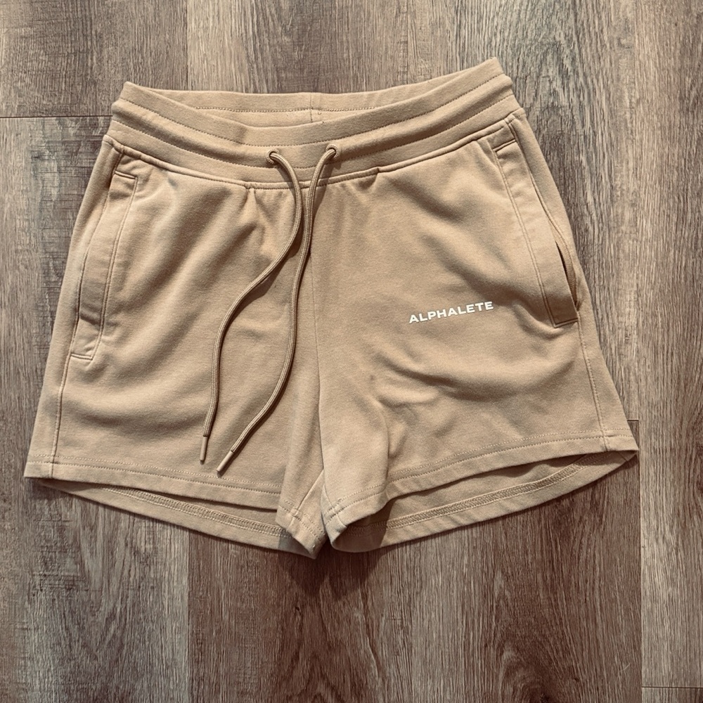 Alphalete Women's Essential Core shorts in the color safari size small